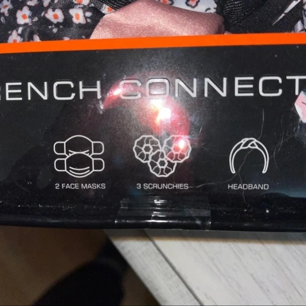 French Connection facemask/headband set